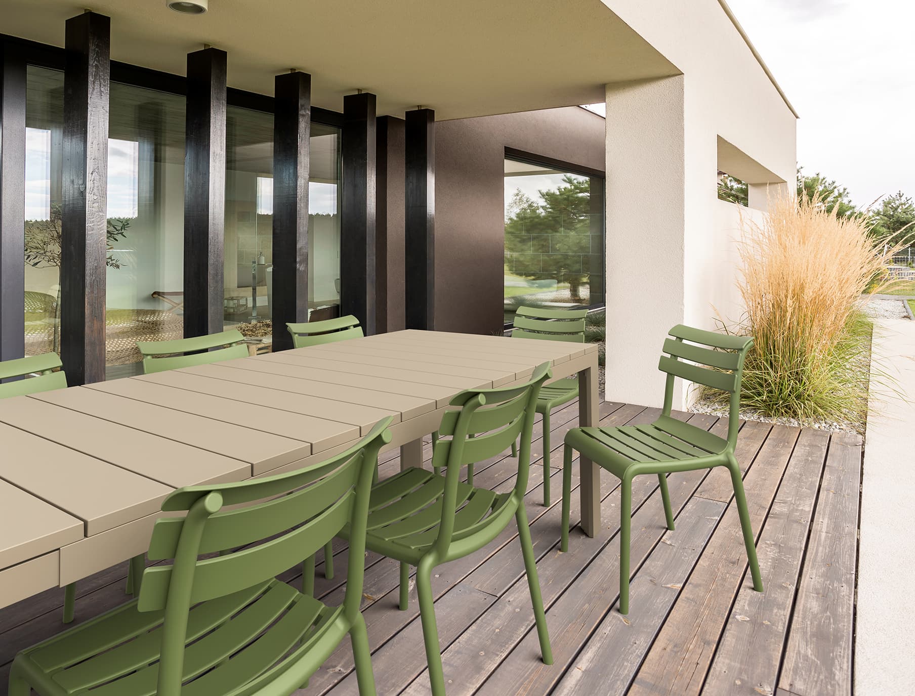 Ensemble chaises Helen + table extensible Atlantic 210 Siesta