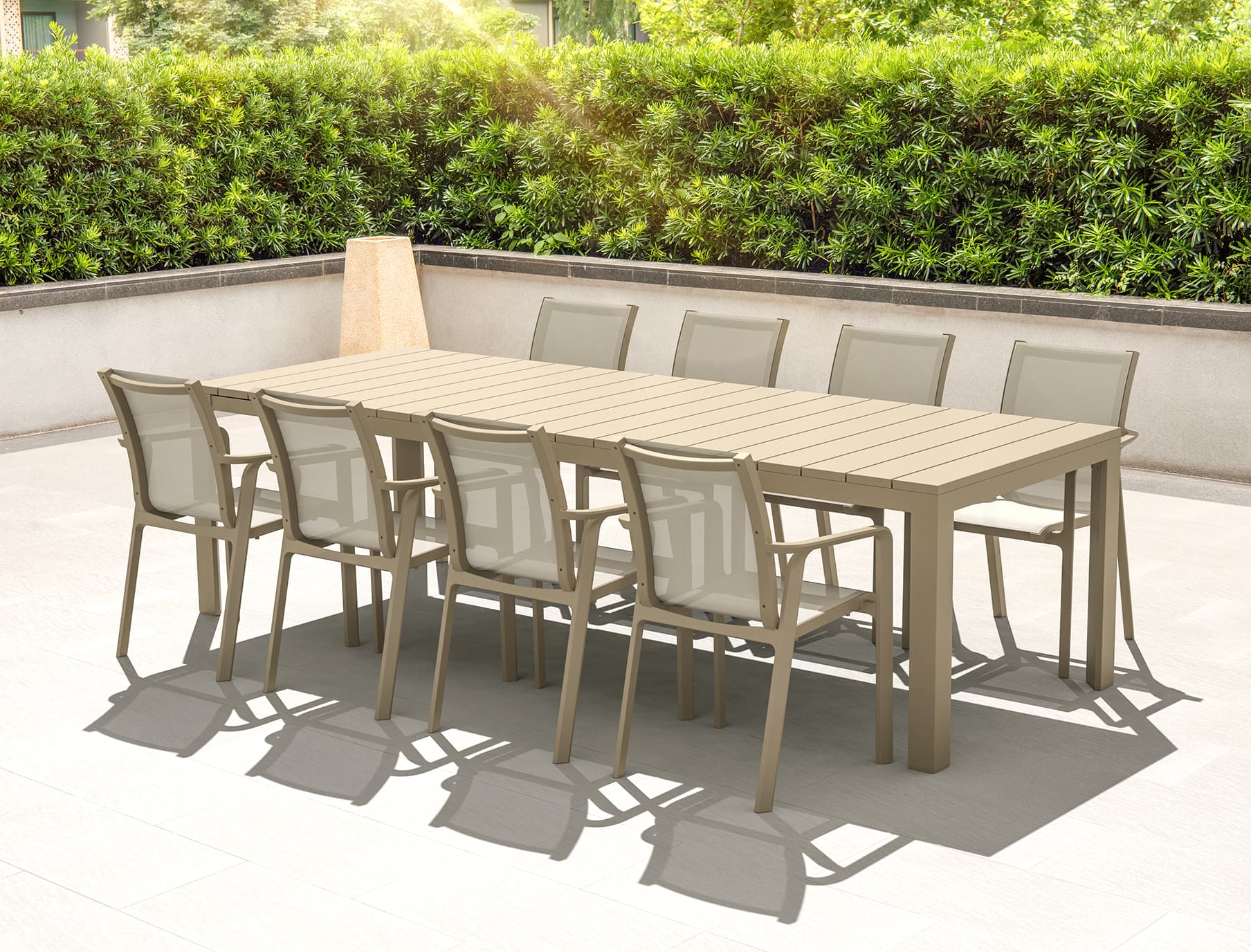 Set Poltrone Pacific + Tavolo Allungabile Atlantic 210 Siesta