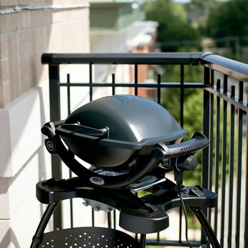 Barbecue Weber Q2400 con Stand